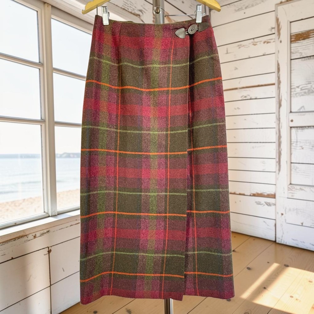 Vintage Plaid Wrap Skirt B. Moss 6 Burgundy Wool Blend Toggle Column Wiggle